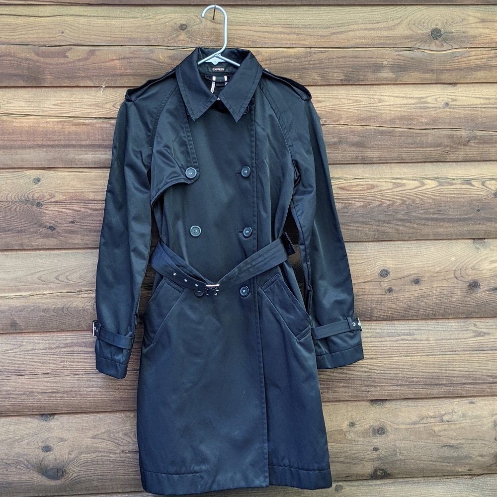 Express woman's nylon belted french coat, looks NWOT - Picture 3 of 12